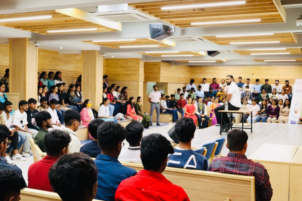 08f19bfb-55aa-4d7a-adea-2a774bcfd1dc